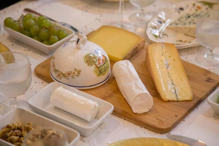 Paris: Wine and Cheese Tasting with a Chef Sommelier - Why Mouffetard Market adds real value