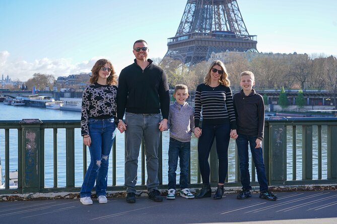 Photo Session in Paris - Photographer at the Eiffel Tower - Timing, weather, and the Trocadéro meeting point