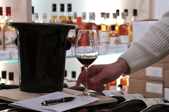 Pinot Noir Masterclass - Wine tasting in Dijon - Meeting Mattéo, Emily, Adrien, or Pierre