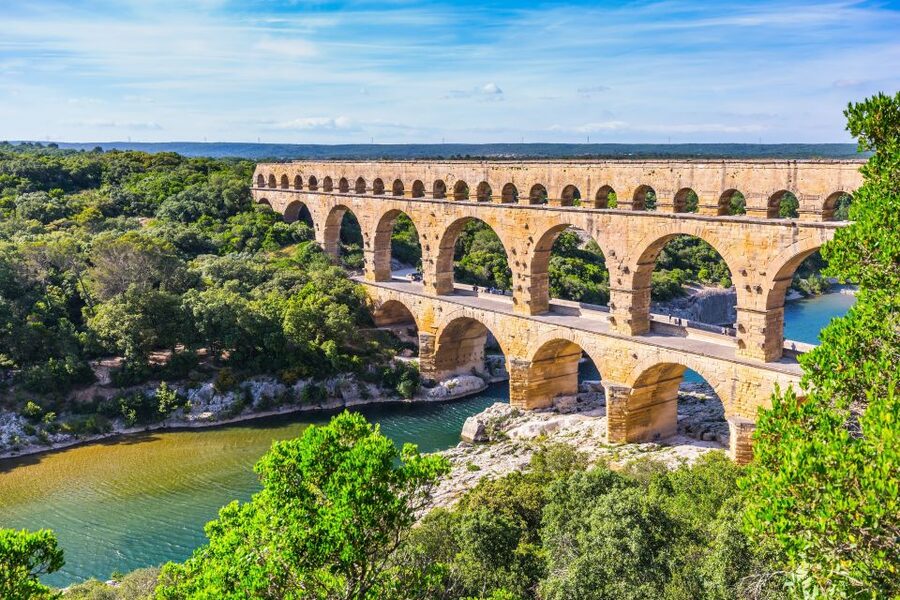 Pont du Gard, Uzès & Nîmes: Half-Day Tour with Entry Fees - Nîmes Arena and the Roman city