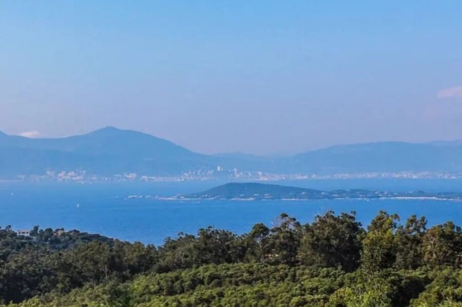 Porticcio: Coastal Train Ticket with Audio Guide & Tastings - From Grosseto-Prugna to Mare e Sole