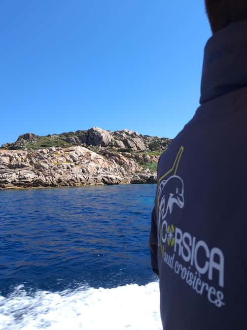 Porto-Vecchio : Discover Nature Through the Lavezzi Islands - Setting out from Porto-Vecchio aboard the Avventura