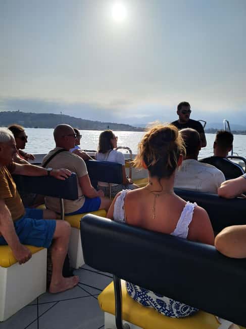 Porto-Vecchio : Sunset Cruise & Apéritif - What to bring for a comfortable evening