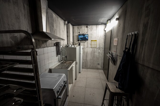 Prison Break - Escape game in Montpellier - What the private format changes