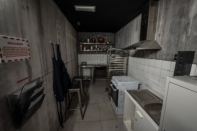 Prison Break - Escape game in Montpellier - Staff, hints, and the one serious caution