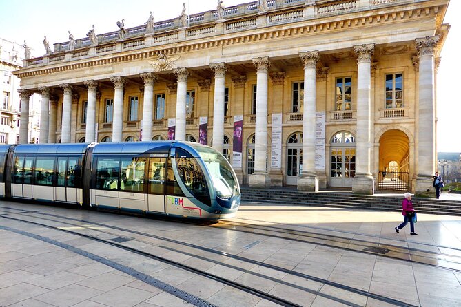 Private - Best of Bordeaux Walking Tour + Glass of Bordeaux Wine - Finishing at Place de la Bourse