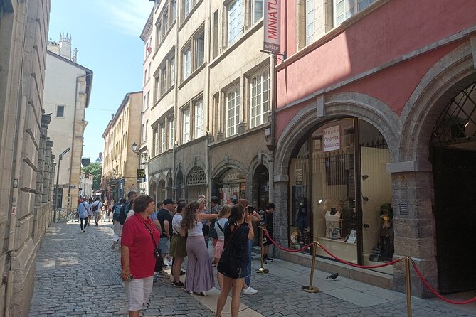 Private guided tour of Lyon - 3 to 4 hours - Key points at a glance