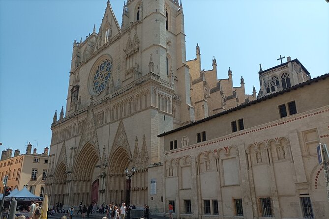 Private guided tour of Lyon - 3 to 4 hours - Vieux Lyon is about passageways, not just pretty streets