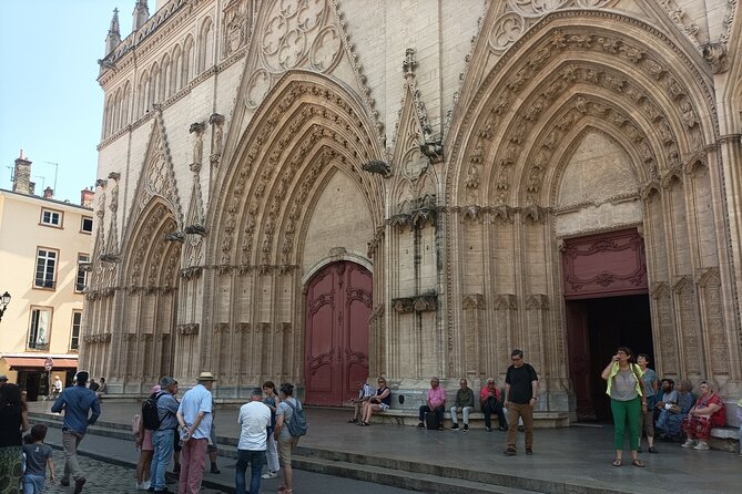 Private guided tour of Lyon - 3 to 4 hours - What the private format changes