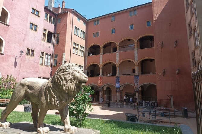 Private guided tour of Lyon - 3 to 4 hours - The Roman theater reveals Lugdunum