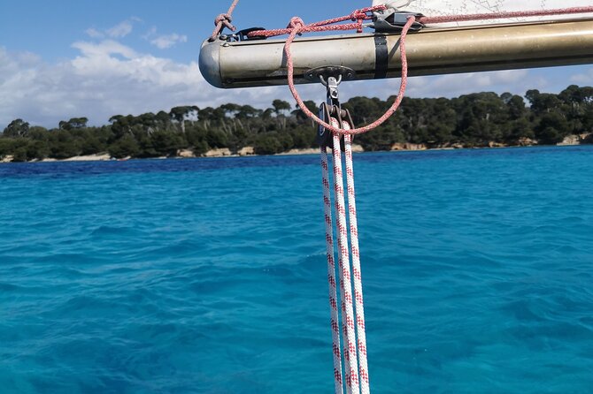 Private sailing excursion & Provencal picnic - Leaving Cannes for the Lerins Islands
