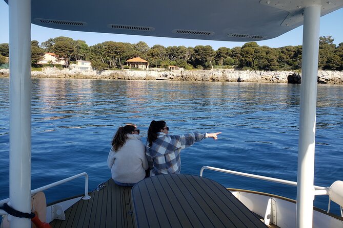 Private Solar Catamaran Cruise in Antibes Juan les Pins - L’Olivette harbor and its colorful fishing boats