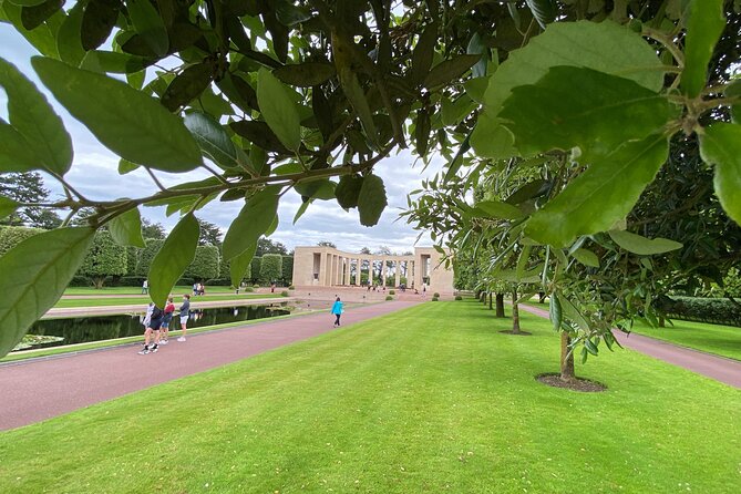 Private Tour of American Sites with an Expert Guide from DDAY - Guides and the value of a private day