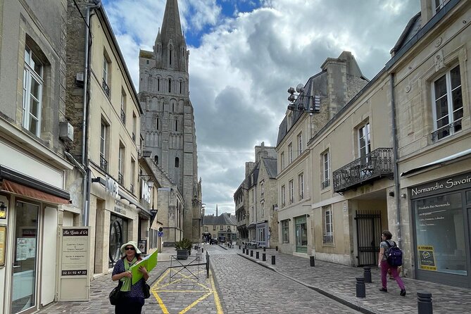 Private Walking Guided Tour of Historic Bayeux English or French - Notre-Dame Cathedral in about 20 minutes