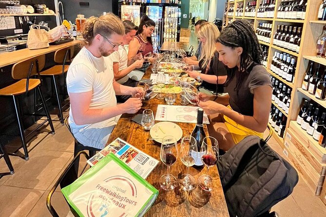 Professional - Bordeaux Wine and Cheese Tasting with a walking tour - St. Louis des Chartrons and the shape of the district