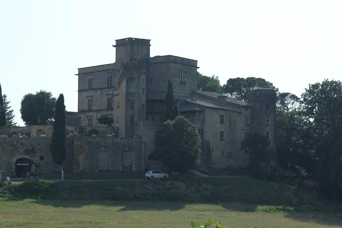 Provence Wineries and Luberon Villages Day Trip from Aix-en-Provence - Gordes and the limits of free time
