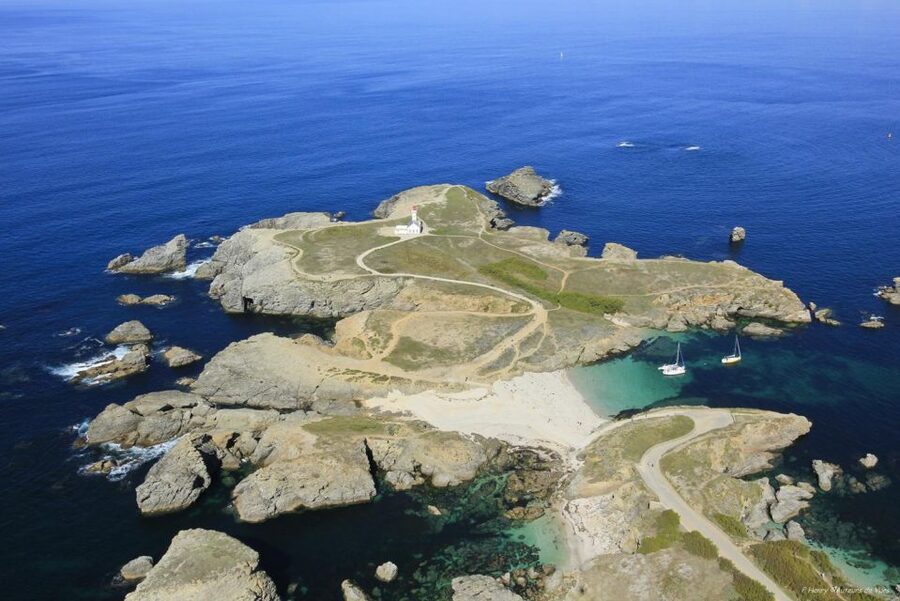 Quiberon: Ferry tickets from/to Belle-Île-en-Mer, Le Palais - Is $23 a fair price?