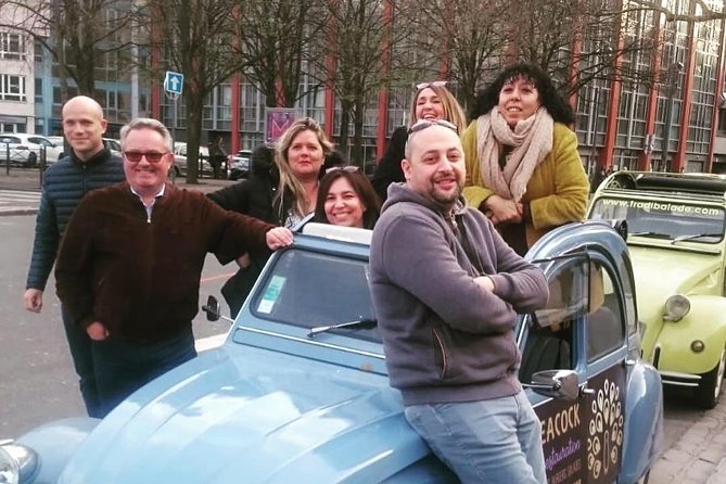 Rallye "Discoveries and Surprises" - Racing through Lille in a 2CV