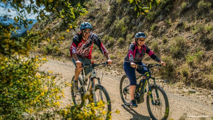 Ramatuelle: Tracks & Tasting Winery Tour by Mountain E-Bike - Booking flexibility and practical limits