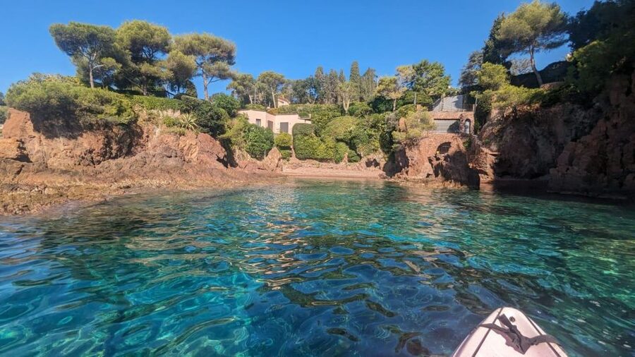 Rando Kayak Agay Guided Visit - Who will enjoy this most?