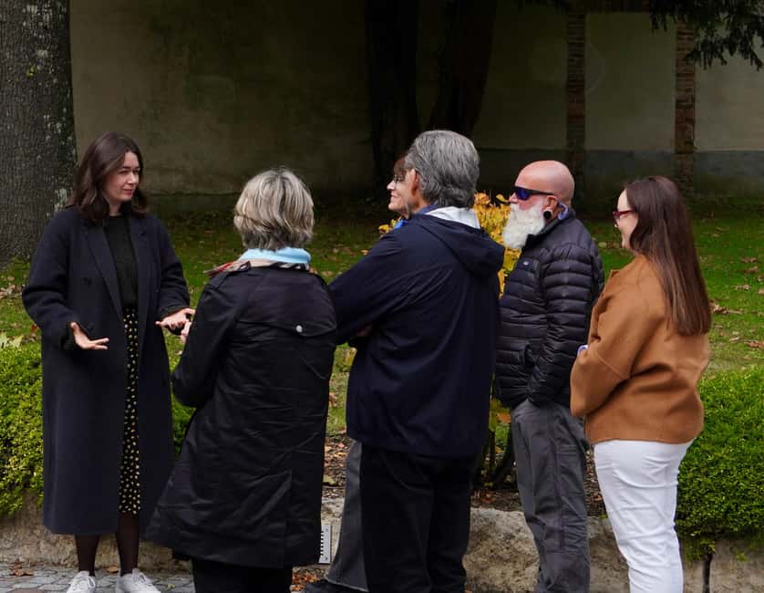 Reims: Veuve Clicquot and Family-Run Winery Day Tour & Lunch - A short stop in Aÿ-Champagne