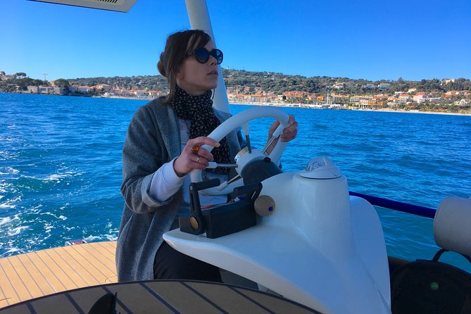 Romantic Private Tour for 2 plus guide on your own Solar Powered Boat - Is $183.43 good value for one hour?