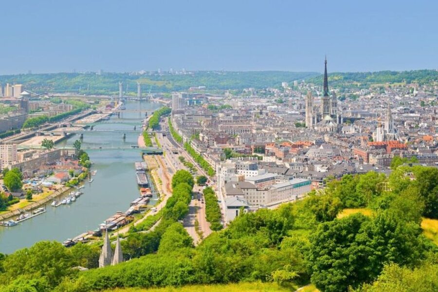 Rouen: Private custom tour with a local guide - Why a private walk works so well in Rouen