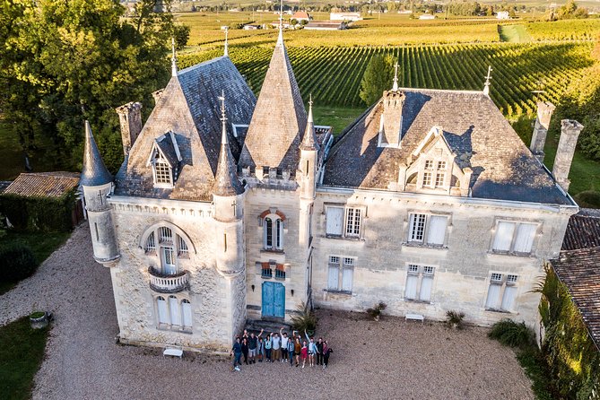 Saint-Emilion Winery Morning Tour with Local Guide - Inside the château and the wine-making lesson