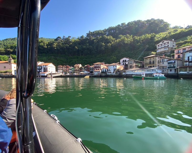 Saint-Jean-de-Luz, Basque country: Boat tour along the Coast - What the $57 price means