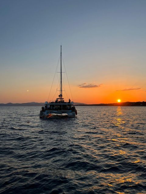 Saint-Raphaël : Sunset Cruise Cape Dramont & Golden Island - Key points at a glance