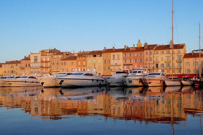 Saint Tropez and Port Grimaud: Full-Day Tour - Port Grimaud and the canals of the Venice of the South