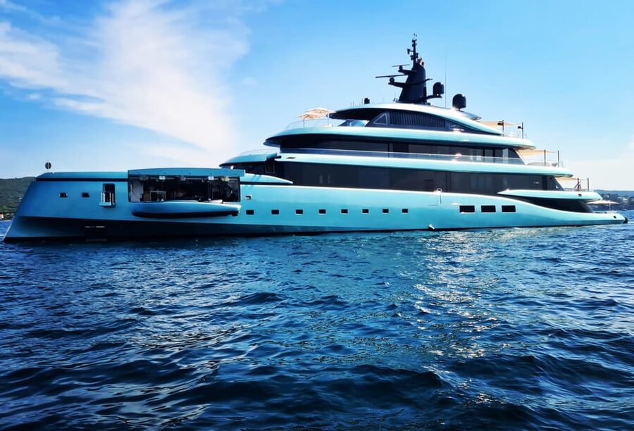 Sainte-Maxime: Golfe de Saint Tropez Private Boat Tour - Saint-Tropez, superyachts, and the harbor view