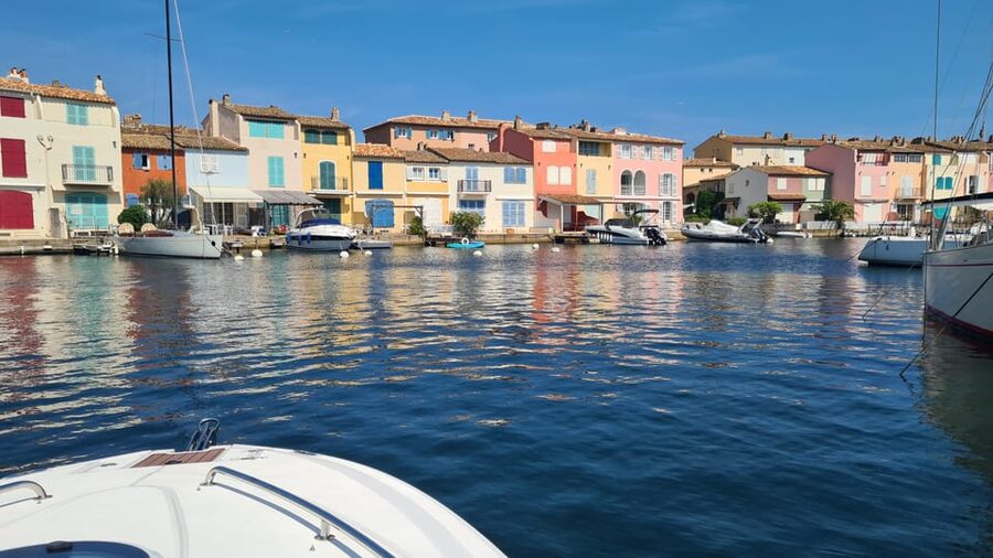 Sainte-Maxime: Golfe de Saint Tropez Private Boat Tour - What is included, and what you should bring