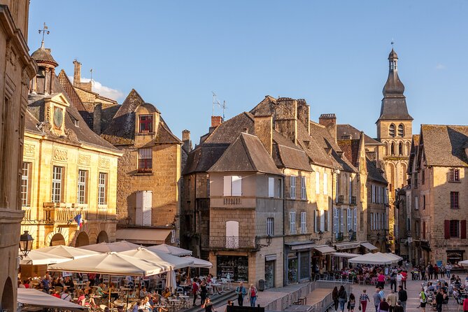 Sarlat Gourmet Tour and Market Visit - What the morning in Sarlat actually includes