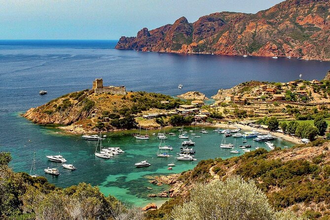 Scandola & Girolata: The Must-see Excursion EN Corsica - Girolata: two hours for lunch and a walk