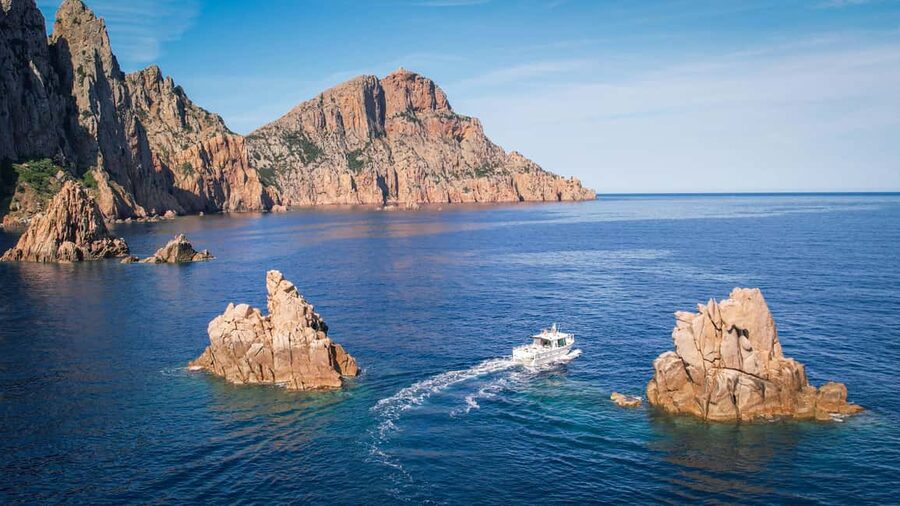 Scandola: Visit the Nature Reserve from Porto (France) - Timing, comfort, and what to pack