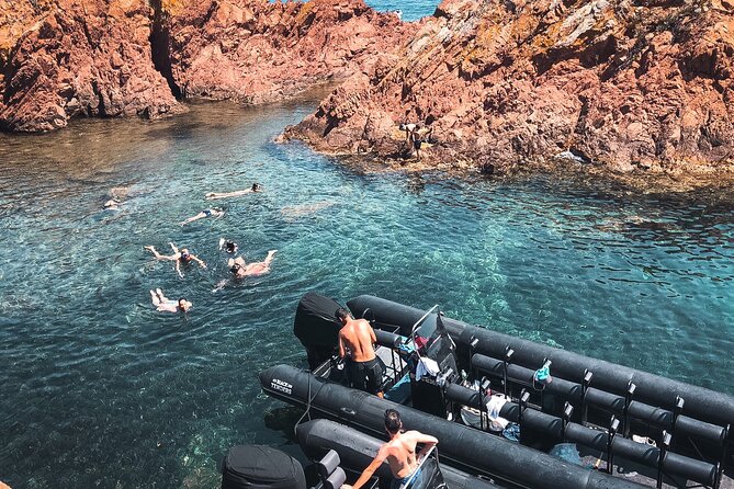 Sea excursion - Estérel Massif by boat - Cap Roux and the return run