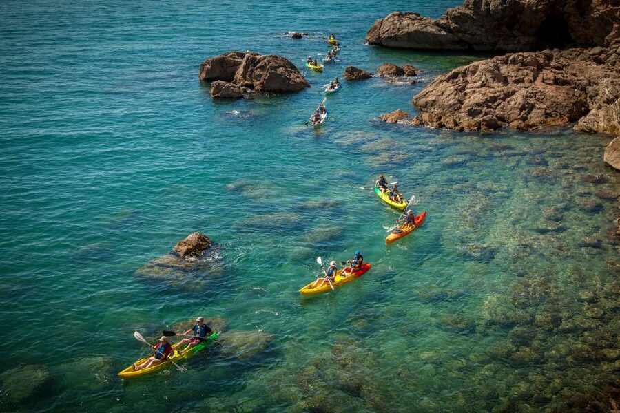Sea kayak tour: Sète, the French pearl of the Mediterranean - Stories about fishing, canals, and jousting