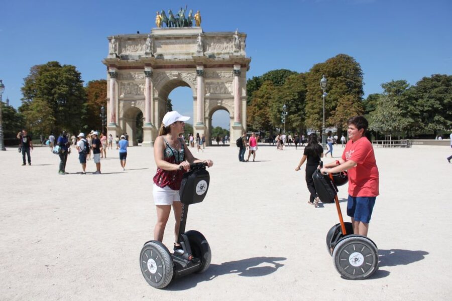 Segway private tour of 1.5 hour - Starting beside the Army Museum and Les Invalides