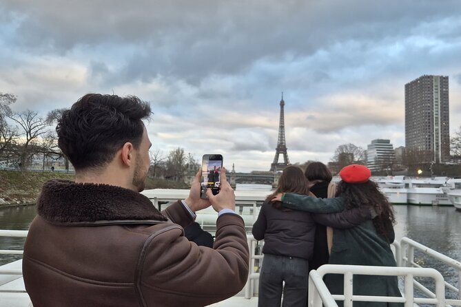 Seine River Sightseeing Guided Cruise by Vedettes du Pont Neuf - Should You Book the Vedettes du Pont Neuf Cruise?