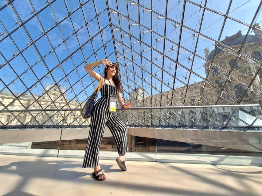 Skip-the-Line Louvre Museum Tour with Artist - How the small group affects your visit