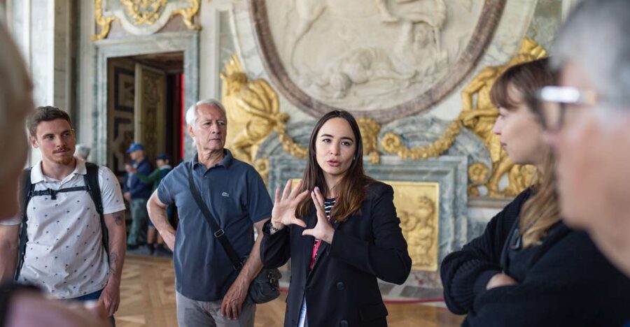 Skip-the-Line Versailles Palace Tour by Train from Paris - Why the train ride is part of the value