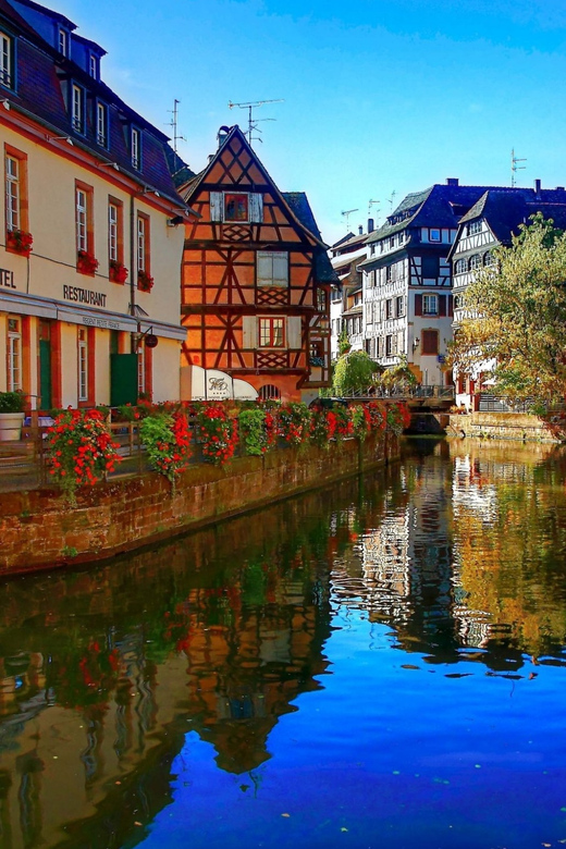 Strasbourg: 2-Hour Gourmet Walking Tour - Petite France and the western end of the Grande Île