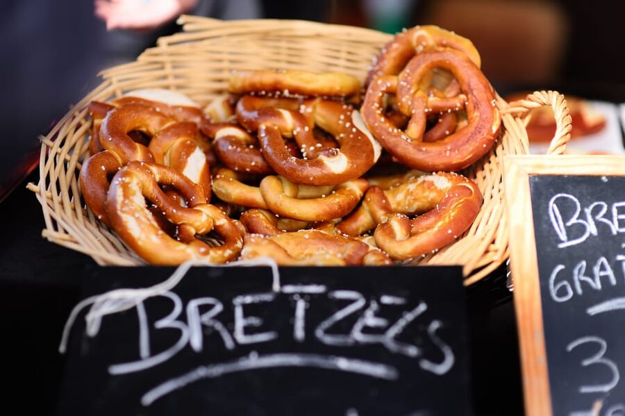 Strasbourg: 2-Hour Gourmet Walking Tour - What the $82 price really buys