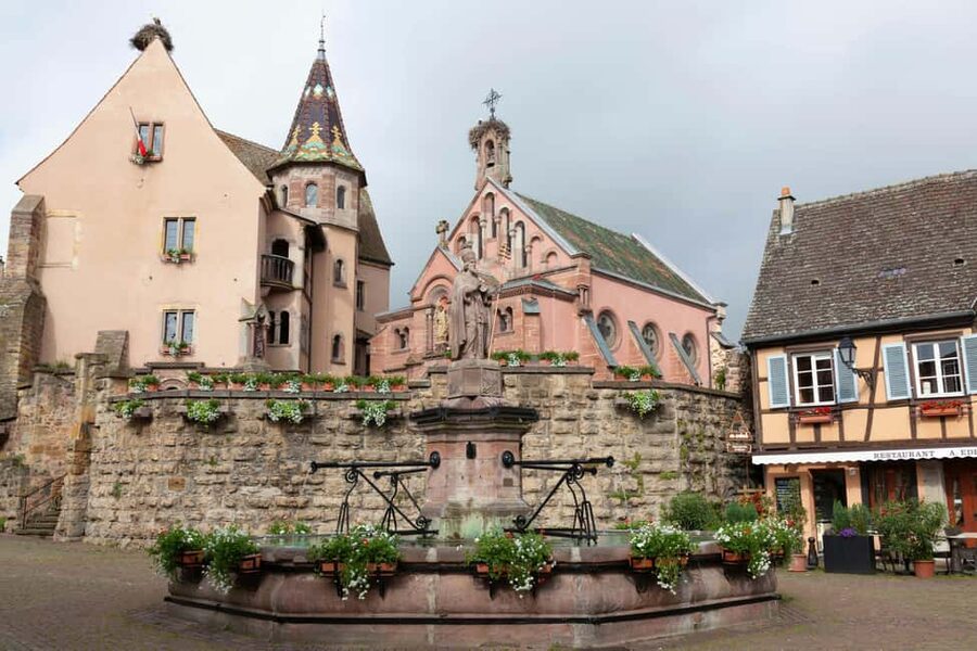 Strasbourg: Full-Day Small Group Tour to Colmar & Riquewihr - Who should book this outing?