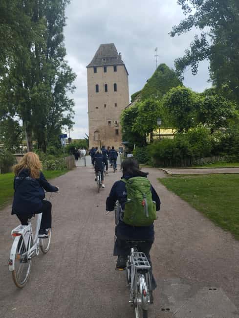 Strasbourg: Guided Bike Tour with a Local Guide - A breath of air at Parc de l’Orangerie