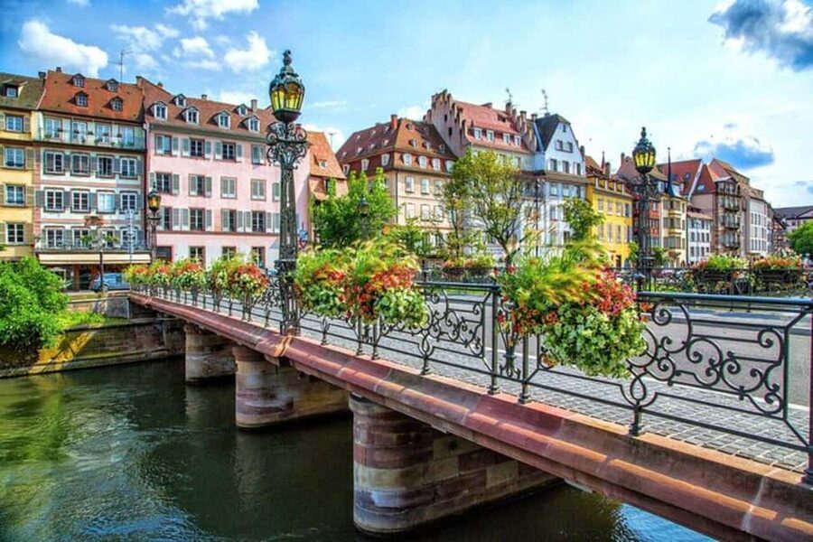 Strasbourg: Historic Center Walking Tour - Why a private two-hour walk works well in Strasbourg
