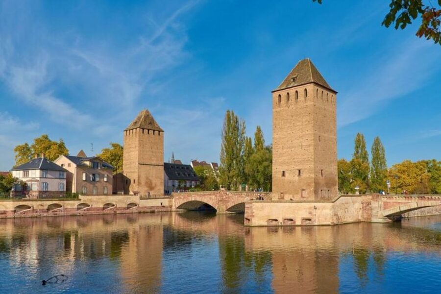 Strasbourg: Private custom tour with a local guide - Key points at a glance