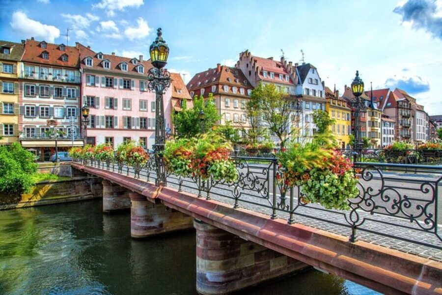 Strasbourg: Private custom tour with a local guide - Strasbourg’s old center, canals, and major sights