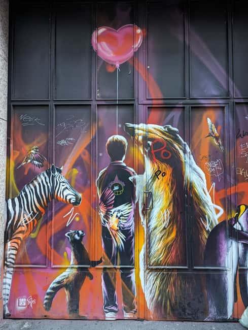 Strasbourg : Street-Art Tour - Nicolas, the guide, and the small-group difference